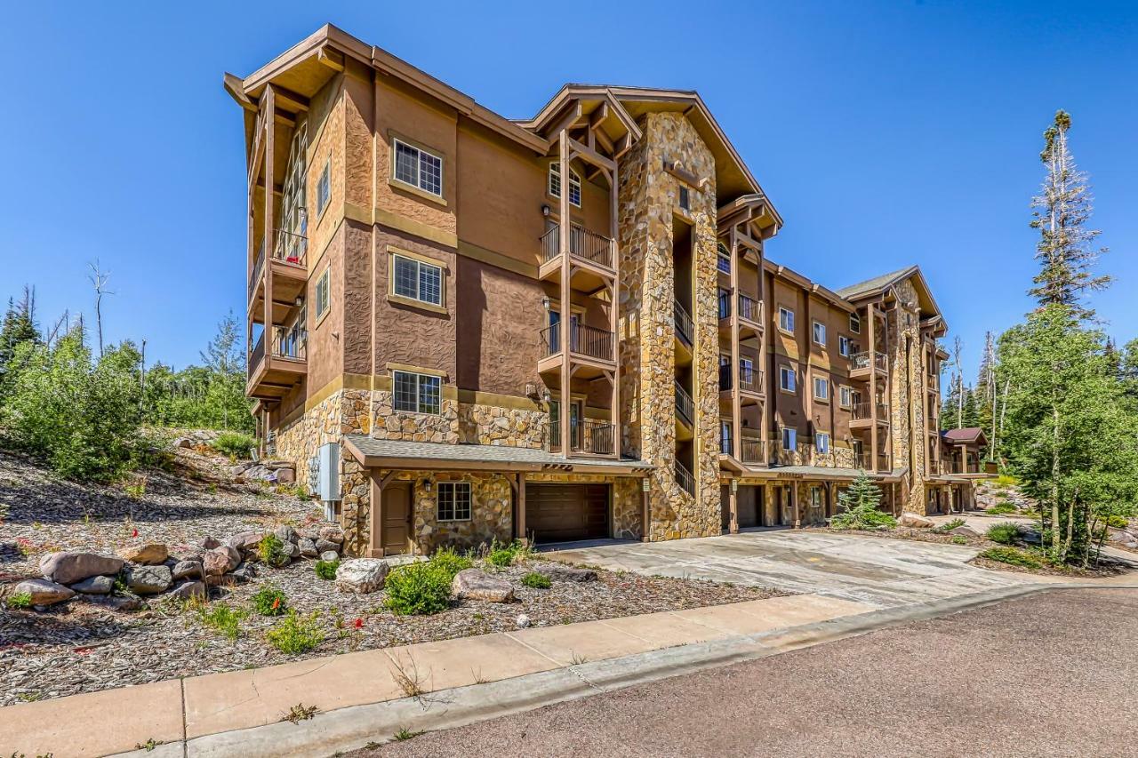 White Bear Apartment Brian Head Exterior photo